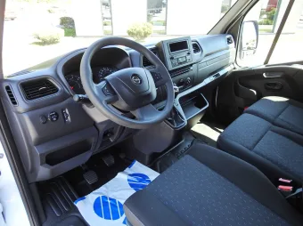 Opel Movano skrzynia plandeka 9 palet 165KM 255864 - srodek