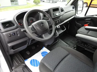Opel Movano skrzynia plandeka 8 palet 165KM 255887 - srodek