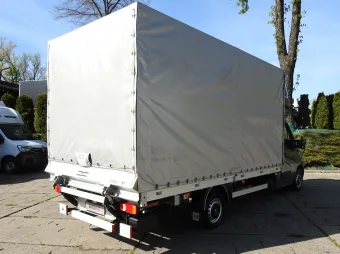 Opel Movano skrzynia plandeka 9 palet 165KM 225560 - tyl