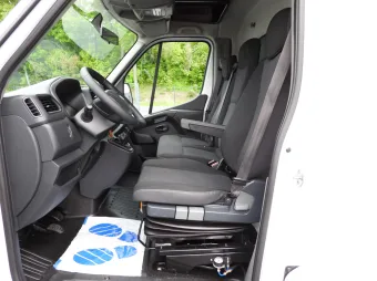 Opel Movano skrzynia plandeka 9 palet 165KM 218790 - wnetrze