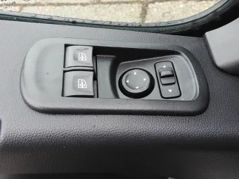 Opel Movano skrzynia plandeka 10 palet 165KM 229436 - wnetrze