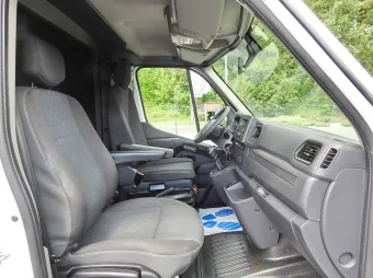 Opel Movano skrzynia plandeka 10 palet 165KM 237919 - wnetrze