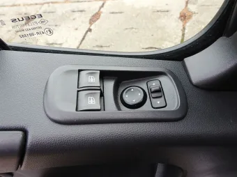 Opel Movano skrzynia plandeka 10 palet 165KM 254330 - wnetrze