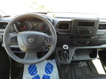 Opel Movano skrzynia plandeka 9 palet 165KM 255864 - wnetrze