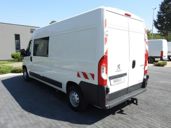 Peugeot Boxer brygadówka 110KM D89973 - bok tyl