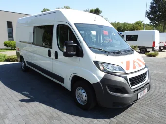 Peugeot Boxer brygadówka 110KM D89973 - przod prawy