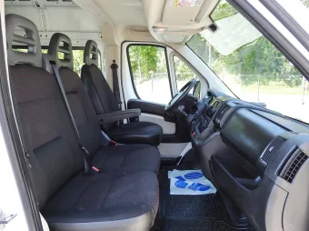 Peugeot Boxer brygadówka 110KM D89973 - radio