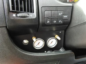 Peugeot Boxer doka skrzynia 140KM N56224 - deska rozdzielcza