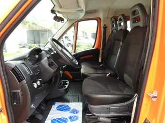 Peugeot Boxer doka skrzynia 140KM N56224 - kierownica
