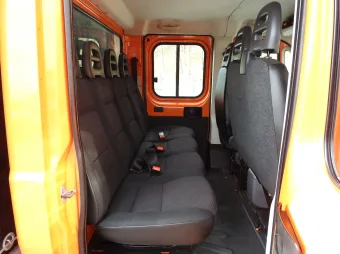 Peugeot Boxer doka skrzynia 140KM N56224 - konsola środkowa