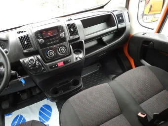 Peugeot Boxer doka skrzynia 140KM N56224 - radio i multimedia