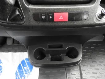 Peugeot Boxer doka skrzynia 140KM N56224 - wyposażenie
