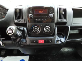 Peugeot Boxer doka skrzynia 130KM K57398 - detal