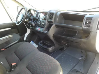 Peugeot Boxer doka skrzynia 140KM P77198 - drzwi
