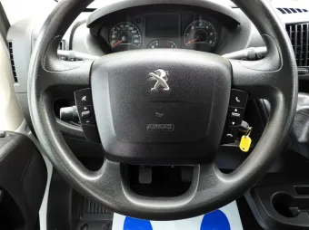 Peugeot Boxer doka skrzynia 140KM N13693 - radio