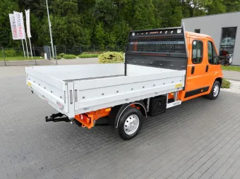 Peugeot Boxer doka skrzynia 130KM K57398 - tyl zabudowy
