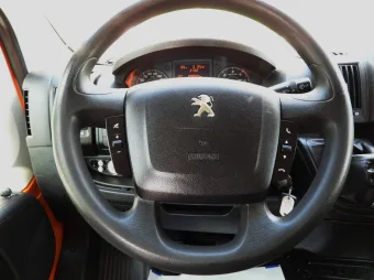 Peugeot Boxer doka skrzynia 130KM K57398 - wyposazenie