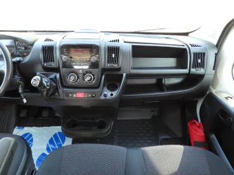 Peugeot Boxer doka wywrotka 140KM M66270 - wyposazenie
