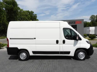 Peugeot Boxer furgon chłodnia 130KM G23135 - bok prawy