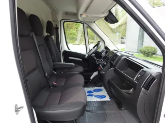 Peugeot Boxer furgon chłodnia 135KM S45902 - lewarek