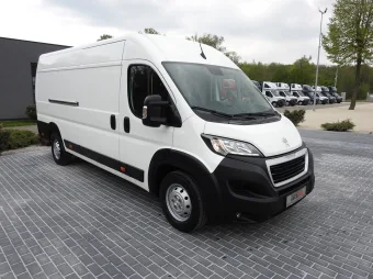 Peugeot Boxer furgon chłodnia 135KM S45902 - przod prawy