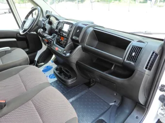Peugeot Boxer kontener chłodnia 8 palet 165KM R53545 - detal