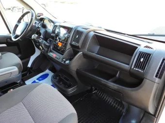 Peugeot Boxer kontener chłodnia 8 palet 165KM T96636 - klima