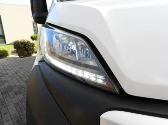 Peugeot Boxer kontener chłodnia 8 palet 140KM T95441 - kola