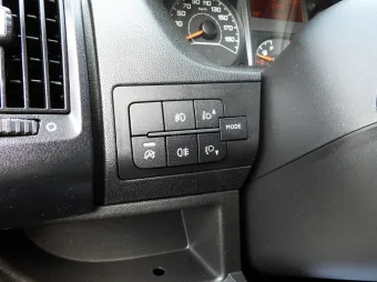 Peugeot Boxer kontener chłodnia 8 palet 165KM R53545 - konsola