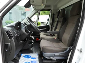 Peugeot Boxer kontener chłodnia 8 palet 165KM R53545 - navi