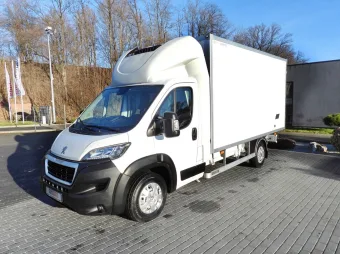 Peugeot Boxer kontener chłodnia 8 palet 165KM T96636 - przod lewy