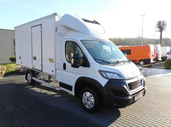 Peugeot Boxer kontener chłodnia 8 palet 165KM T96636 - przod prawy