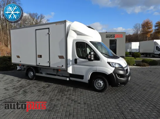 Peugeot Boxer kontener chłodnia 8 palet 140KM T95441 - przod