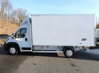 Peugeot Boxer kontener chłodnia 8 palet 165KM T96636 - tyl