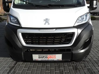 Peugeot Boxer kontener chłodnia 8 palet 140KM T95441 - tyl zabudowy