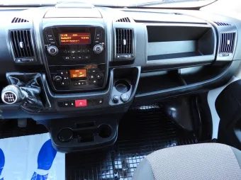 Peugeot Boxer kontener chłodnia 8 palet 165KM T96636 - wyposazenie