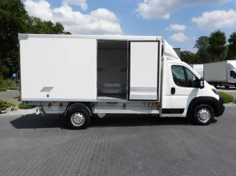 Peugeot Boxer kontener chłodnia 8 palet 165KM R53545 - zaladunek