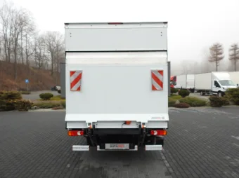 Peugeot Boxer kontener winda 8 palet 140KM V05055 - bok tyl