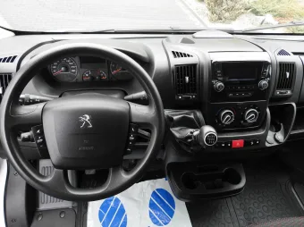 Peugeot Boxer kontener winda 8 palet 140KM V05055 - licznik