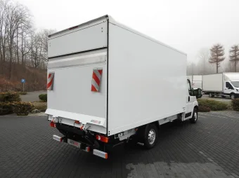 Peugeot Boxer kontener winda 8 palet 140KM V05055 - tyl zabudowy