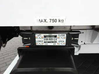 Peugeot Boxer kontener winda 8 palet 140KM V05055 - widok