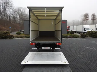 Peugeot Boxer kontener winda 8 palet 140KM V05055 - zabudowa