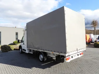 Peugeot Boxer skrzynia plandeka 8 palet 165KM R30116 - bok tyl