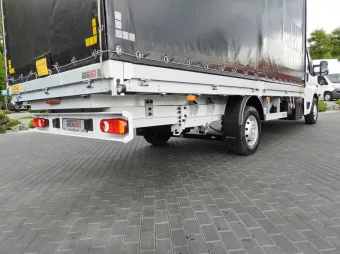 Peugeot Boxer skrzynia plandeka 10 palet 165KM W36052 - detal