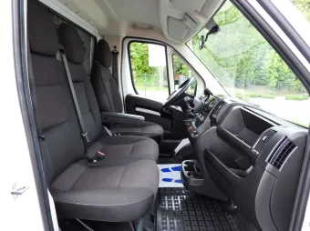 Peugeot Boxer skrzynia plandeka 10 palet 165KM W36052 - detal