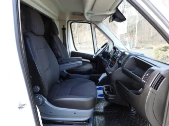 Peugeot Boxer skrzynia plandeka 8 palet 165KM R30116 - drzwi