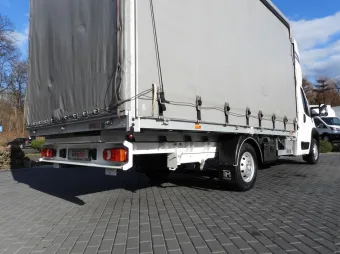 Peugeot Boxer skrzynia plandeka 8 palet 165KM R30116 - kierownica