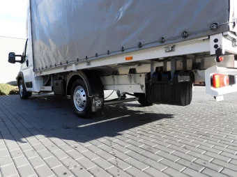 Peugeot Boxer skrzynia plandeka 8 palet 165KM R30116 - paka