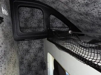Peugeot Boxer skrzynia plandeka 8 palet 165KM R30116 - wyposazenie