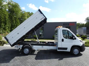Peugeot Boxer wywrotka trojstronna 130KM 806753 - bok prawy